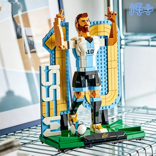LEGO Editions Lionel Messi – Soccer Legend - Building Set for Boys & Girls, Ages 12+ - Collectible Soccer Gift with Plaque - Kids Bedroom or Shelf Decor - 43015